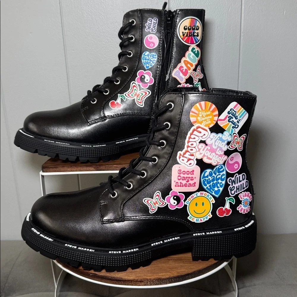 Steve Madden Black Boot Colorful Sticker Images Lug Sole Faux Leather Size 4